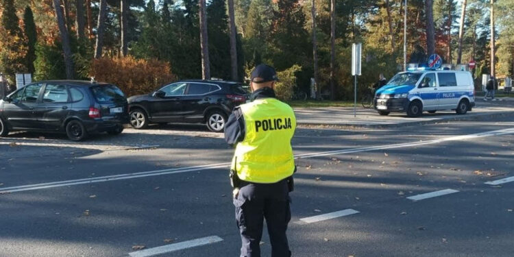 Stalowa Wola: Od piątku więcej Policji na drogach – ruszają działania w związku z okresem Wszystkich Świętych
