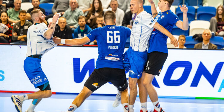 Mielec:  Corotop Gwardia Opole wygrywa na ciężkim terenie