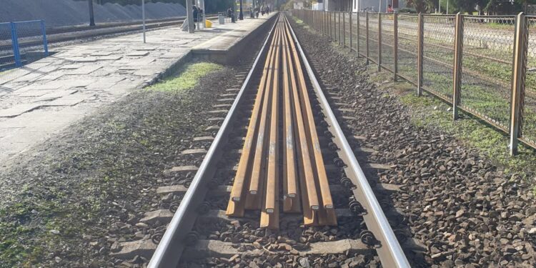 Tarnobrzeg: PKP PLK rozpoczyna inwestycję w regionie. Od 3 listopada inne trasy pociągów i komunikacja zastępcza