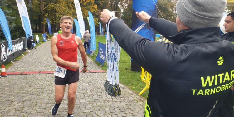 Tarnobrzeg: Nadwiślańska rywalizacja biegaczy