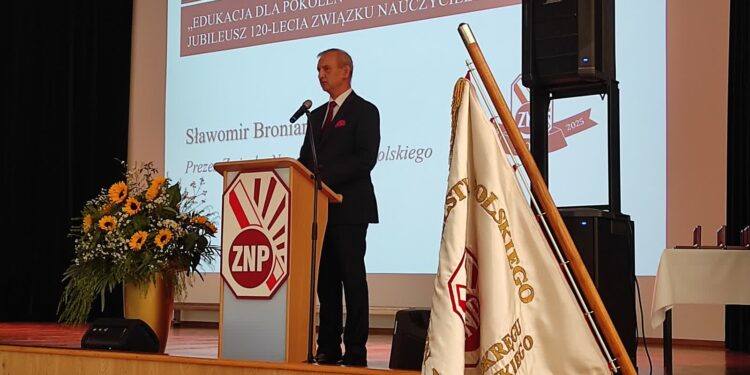 Mielec: 120 rocznica  powstania Związku Nauczycielstwa Polskiego