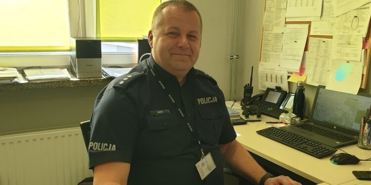 Komisarz Sławomir Tracz, naczelnik Wydziału Ruchu Drogowego Komendy Miejskiej Policji w Tarnobrzegu.