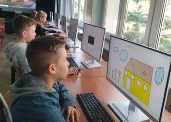 Tarnobrzeg: Nowa pracownia komputerowa w Szkole Podstawowej numer 3