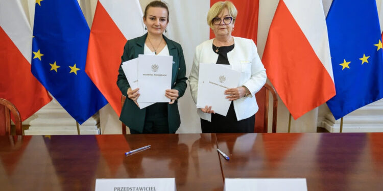 Nisko podpisało kolejne umowy na dofinansowanie zadań w zakresie Ochrony Ludności i Obrony Cywilnej