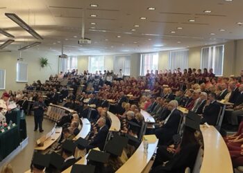 Tarnobrzeg: Nowy rok akademicki rozpoczyna PANS. Inauguracja i wykład o sztucznej inteligencji