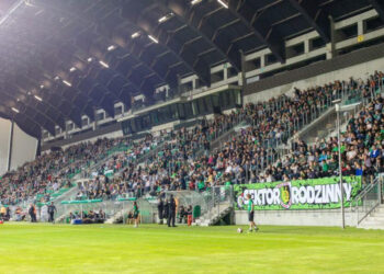 Stalowa Wola: Derby Podkarpacia z kompletem widzów – w piątek na Hutniczej Stal zmierzy się z Resovią