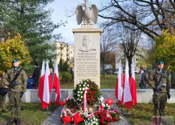 Nowa Dęba. Patriotycznie i na sportowo. Obchody Narodowego Święta Niepodległości