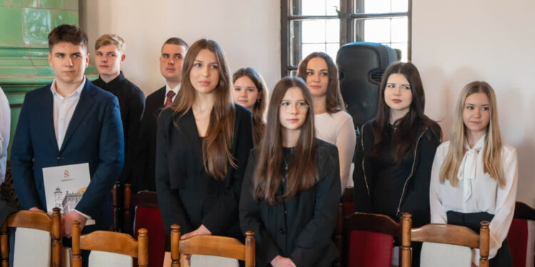 Młodzieżowa Rada Miasta Sandomierza zakończyła kadencję