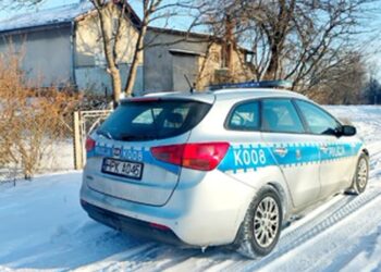 Harasiuki: Funkcjonariusze uratowali mężczyznę