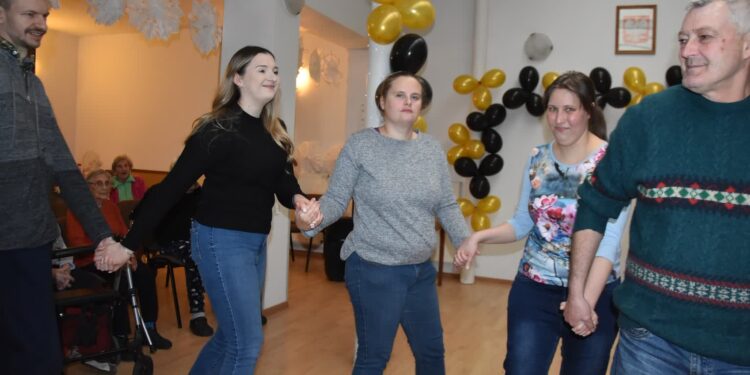 Sandomierz: Andrzejkowe zabawy w DPS