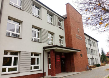 Nisko: Młodzież z RCEZ debatowała nad udziałem młodych ludzi w wyborach