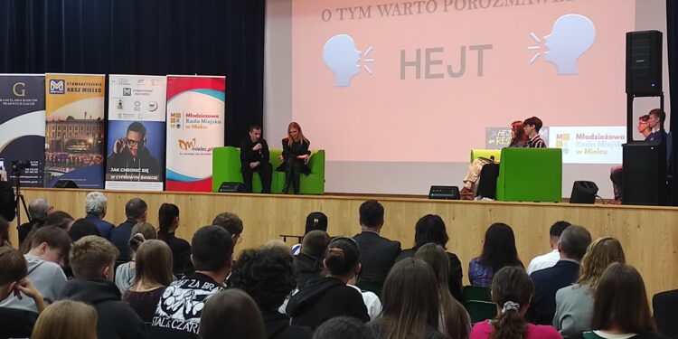 Mielec: Spotkanie edukacyjne „HEJT OFF, RESPECT ON”
