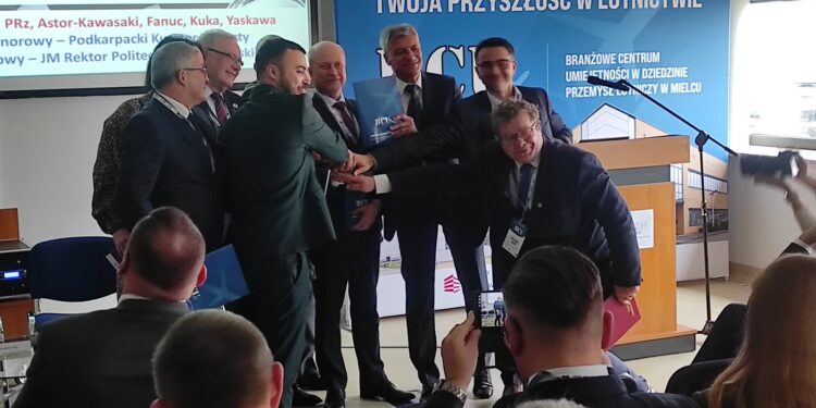 Mielec: Nowy rozdział w kształceniu kadr dla polskiego lotnictwa