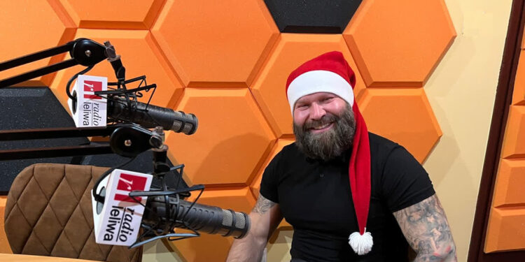 Artur Krawiec, Grupa Motocyklowa TGM Motoriders