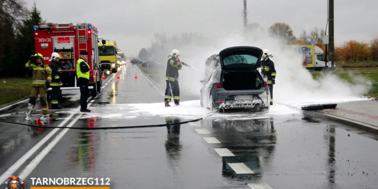 Gorzyce. Seat zapalił się podczas jazdy