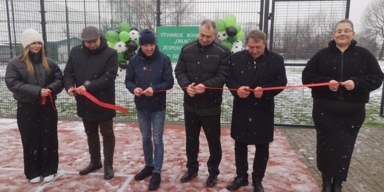 Gorzyce. Orlik jak nowy