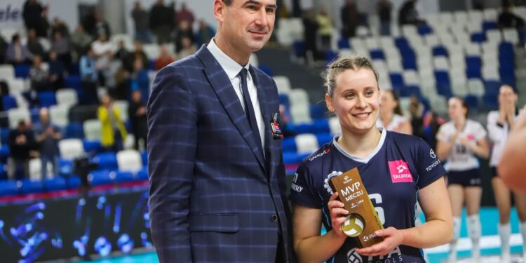 Mielec: Wygrana siatkarek, przegrana ręcznych…