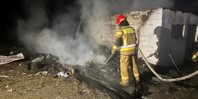 Koprzywnica: Pożar garażu