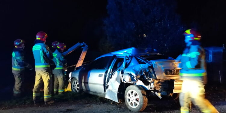 Andruszkowice: Zderzenie dwóch samochodów