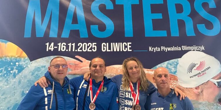 Tarnobrzeg: 15 medali dla Delfina w zimowych Mistrzostwach Polski w Pływaniu w kategoriach Masters -–Gliwice