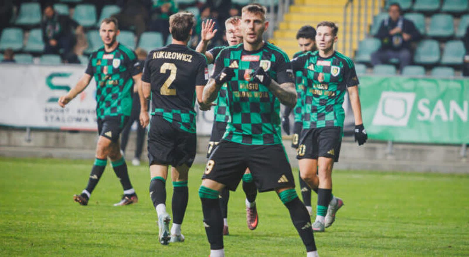 stal-og-pomeczu zhutnikiem.jpg