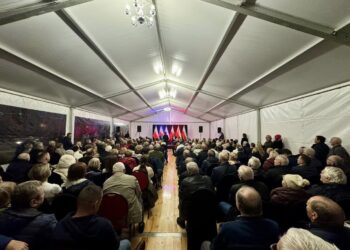 Stalowa Wola: Morawiecki i Obajtek spotkali się z mieszkańcami