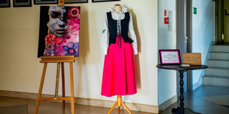 Połaniec: Kolejna karta historii Połąńca została zapisana… przez młodzież