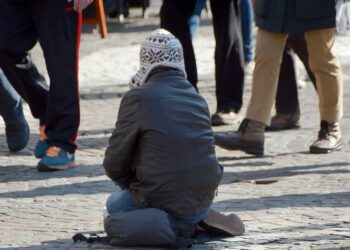 Tarnobrzeg. Zima to trudny czas. Służby sprawdzają miejsca przebywania osób bezdomnych