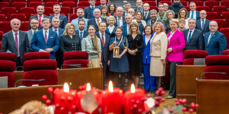 Rzeszów: Premiera pastorałki „Emanuel się pojawi”
