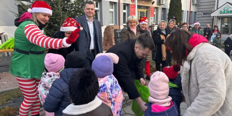 Samborzec: Razem, wesoło, świątecznie