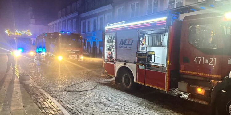 Sandomierz: Dwie osoby zginęły w pożarze na Opatowskiej