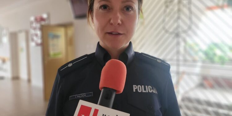 Piaseczno: Zderzenie ciężarówki z samochodem osobowym na dk9