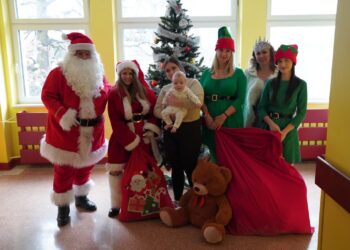 Tarnobrzeg: Brygada Bajkowych Animatorów odwiedziła tarnobrzeski szpital