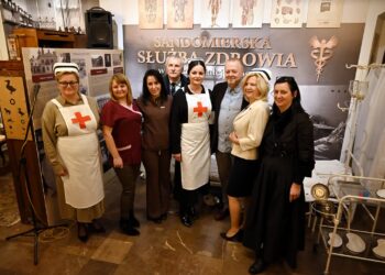 Sandomierz: Sandomierska służba zdrowia w czarno-białej fotografii” (FOTO)