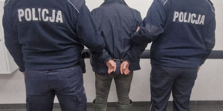 Koprzywnica: Włamał się po… alkohol i kawę