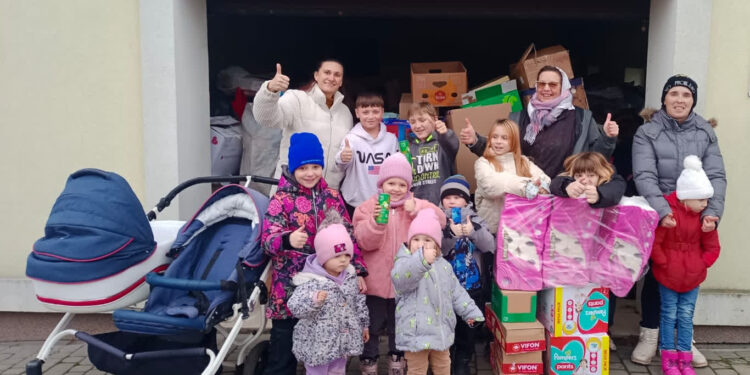 Radomyśl nad Sanem: Pamiętali o przyjaciołach ze wschodu – świąteczna pomoc również dla maluchów w Żółkwi