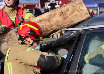 Stalowa Wola: Więcej miejscowych zagrożeń i więcej pożarów – strażacy podsumowali 2025 rok