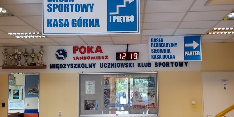 Sandomierz. Na otwarcie basenu trzeba jeszcze poczekać