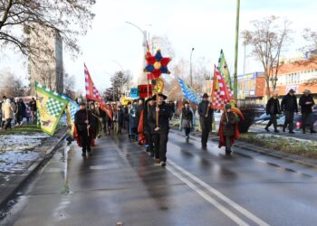 Mielec: Orszak Trzech Króli  pod hasłem „Nadzieją się cieszą”