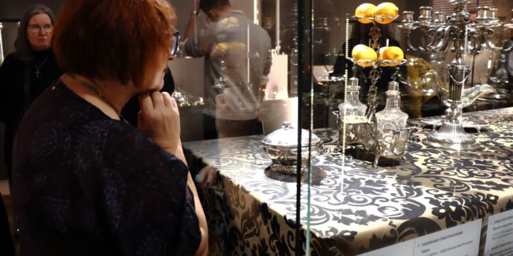 Sandomierz: Arcydzieła sztuki użytkowej z jednej z najcenniejszych kolekcji na świecie