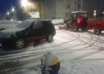 Tarnobrzeg. Zimowe utrzymanie dróg w mieście. Kolejne opady prognozowane na noc