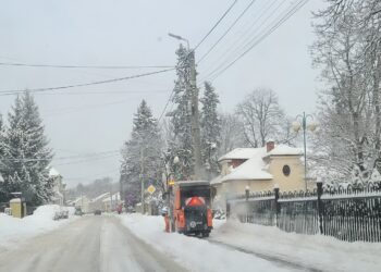 Sandomierz: Cały sprzęt odśnieża drogi
