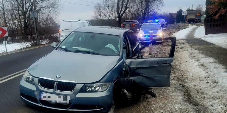 Mielec: Nietrzeźwy kierujący spowodował kolizję drogową