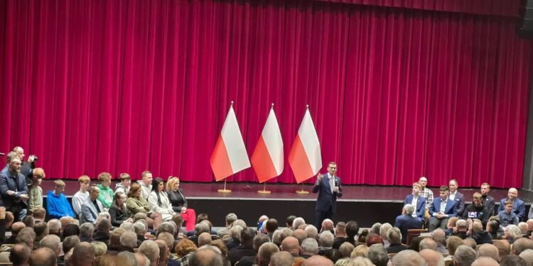 Dębica: M.Morawiecki i D.Obajtek w Dębicy