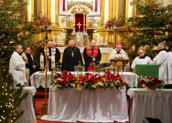 Sandomierz, Raków: „Jedno Ciało. Jeden Duch. Jedna nadzieja”