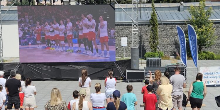 Sandomierz. Miasto kupi telebim. Sprzęt ma na siebie zarabiać