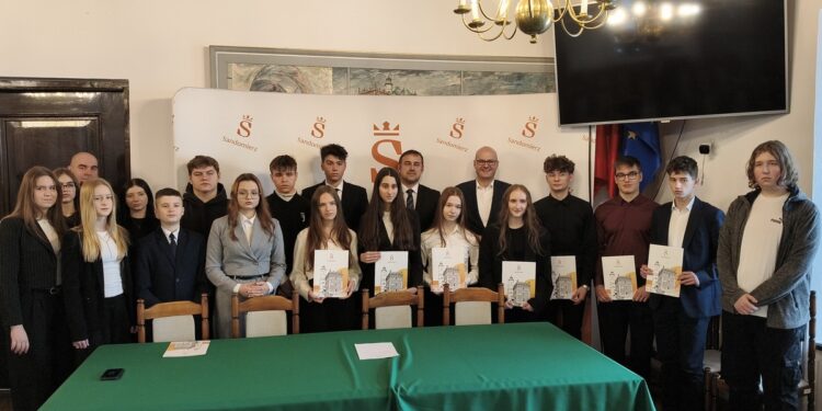 Sandomierz. Obradowała Młodzieżowa Rada Miasta IV kadencji