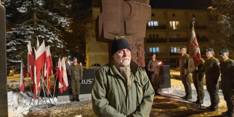 Tarnobrzeg. Zapalili świeczkę Jędrusiowi. W 83. rocznicę jego śmierci