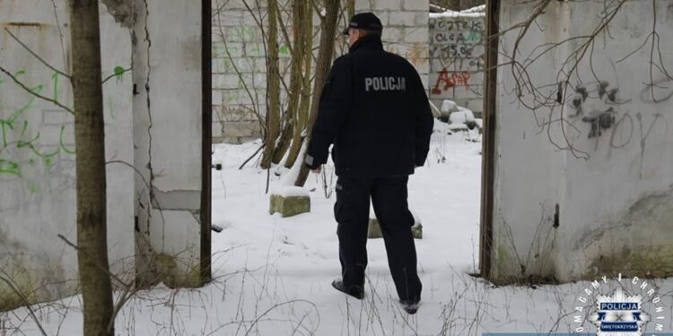 Tarnobrzeg: Bezdomny uratowany przed zamarznięciem