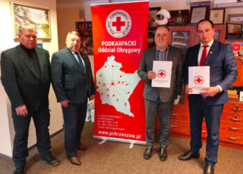 Stalowa Wola: Sprzęt medyczny od PCK trafi do szpitala i placówek opiekuńczych
